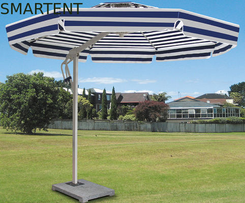 Acheter Le côté Polonais a barré la double villa dégrossie de rue d'achats de parasol de plage de parapluie de patio fabrication en ligne