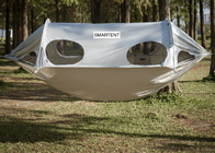 Capsule spatiale en polyester revêtue d'argent 270*140CM 210T Conception de camping en plein air Hamac anti-moustique Protection solaire fournisseur