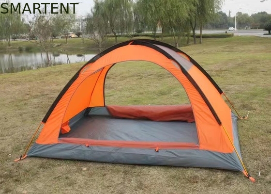2 personnes Orange PU3000MM enduit de polyester en aluminium cadre de 210T Tente étanche avec sac à main fournisseur