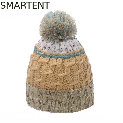 Accessoires écologiques personnalisés RPET Bonnet tricoté avec soutien pompon Service OEM et commerce équitable approuvé fournisseur