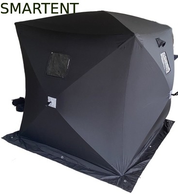147X147X165CM Tente de travail en plein air noire Tente de travail en fibre de verre imperméable enduit en polyester 150D Un homme se retourne sur le glacier fournisseur