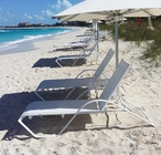Canapé se pliant léger blanc se pliant empilable de plage d'anti rouille de chaise longue de plage fournisseur
