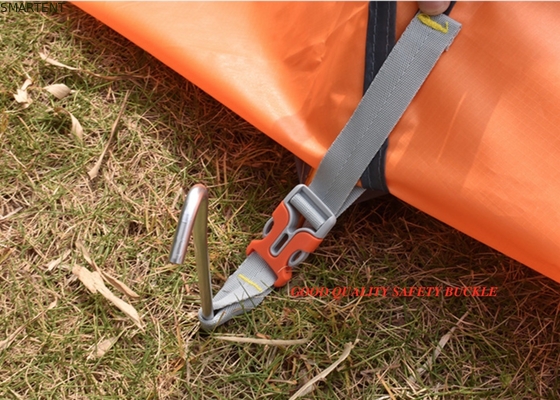 210X180X130cm Orange imperméable à l'eau PU2000mm enduit 190T polyester Cozy Camping Tent fournisseur