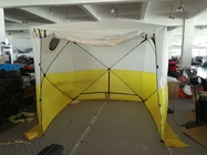 L'unité centrale extérieure de tente de pêche de festival a enduit la fibre de verre le bruit blanc et jaune de Polonais d'Oxford du polyester 200D vers le haut de l'auvent campant fournisseur